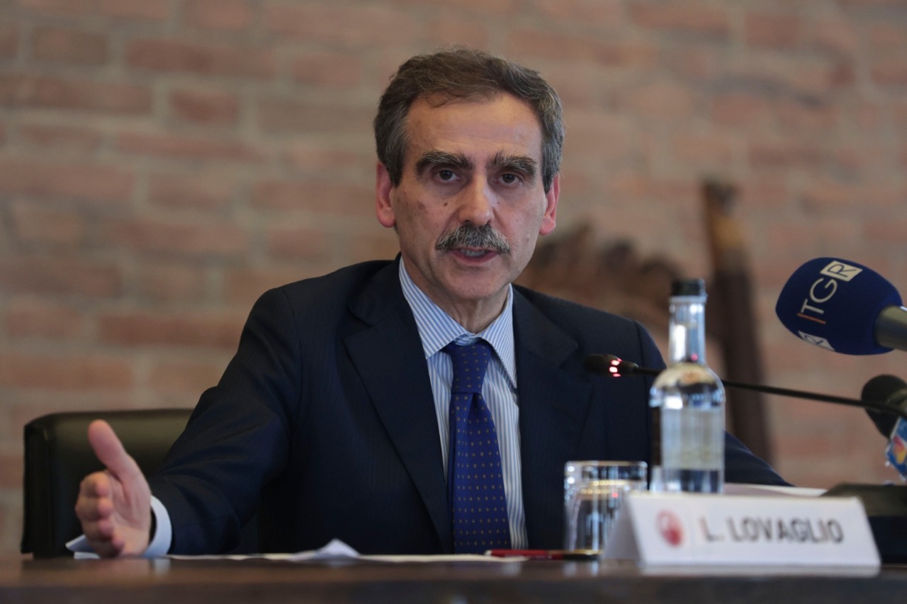 Monte dei Paschi di Siena: Lovaglio torna alla guida, voto degli azionisti blocca l’Ops su Generali