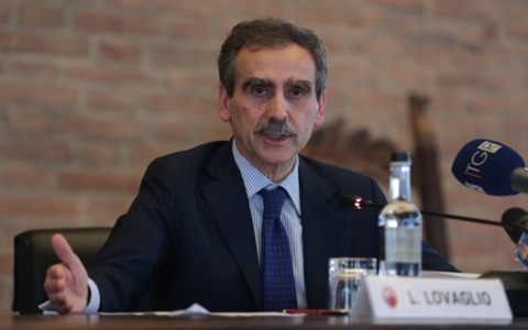 Monte dei Paschi di Siena: Lovaglio torna alla guida, voto degli azionisti blocca l’Ops su Generali