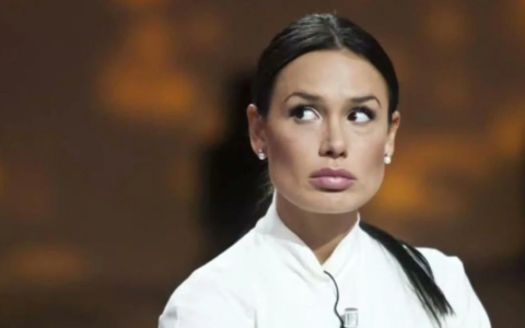 Grazia a Nicole Minetti, Mattarella chiede chiarimenti. Ministero: “Nessun elemento negativo”