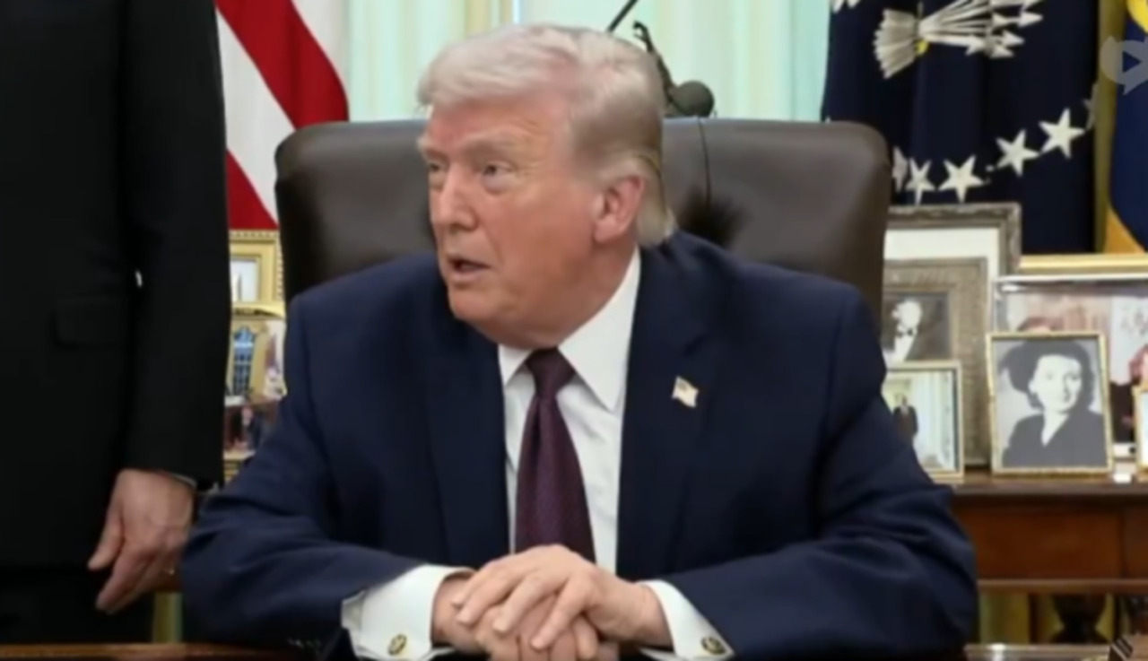 Trump: “Due o tre settimane, poi ce ne andremo anche senza accordo con l’Iran”