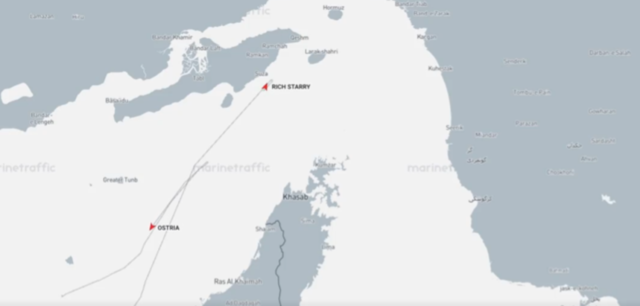 La Cina sfida il blocco nello Stretto di Hormuz: una petroliera rompe l’assedio Usa