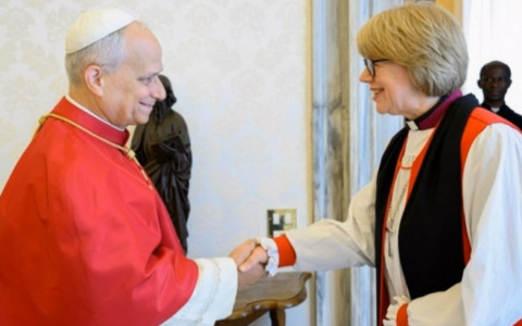 Leone XIV incontra il capo della Chiesa Angilcana Sarah Mullally