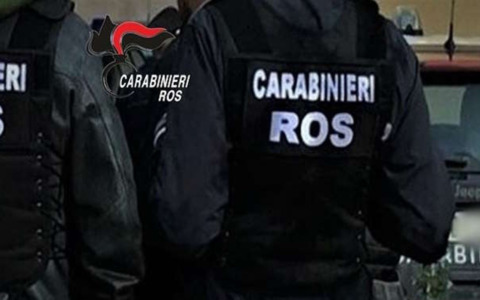 Inchiesta sugli 007: spionaggio clandestino per influenzare politica e imprese, 11 indagati