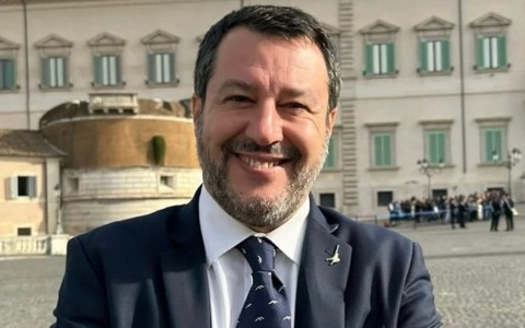 Nuovo Codice della strada 2026, via libera del Governo: multe più basse, nuove regole per moto, bici e automobilisti