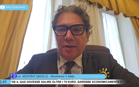 Santillo (M5S): “Conti fuori controllo, realtà negata”