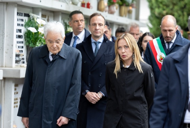 Mattarella e Meloni alla cerimonia del 50° anniversario del terremoto in Friuli
