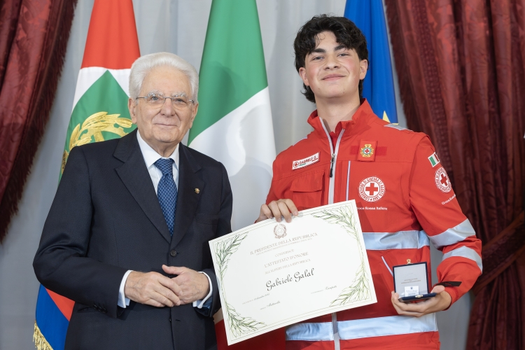Mattarella premia 29 nuovi giovani Alfieri della Repubblica