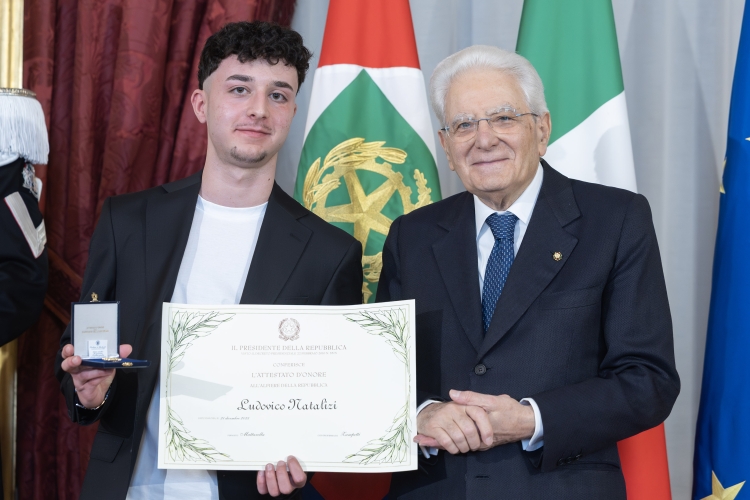 Mattarella premia 29 nuovi giovani Alfieri della Repubblica