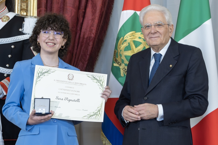 Mattarella premia 29 nuovi giovani Alfieri della Repubblica