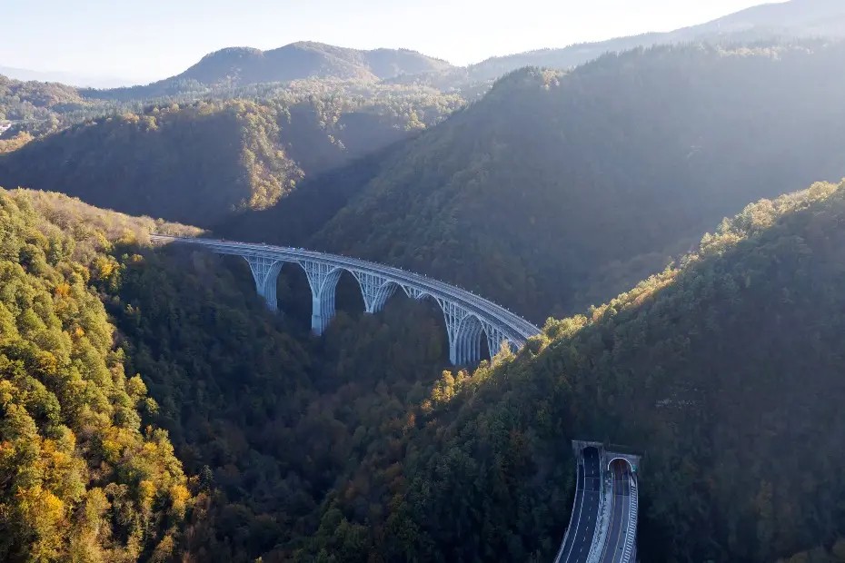 Autostrade per l’Italia porta la mostra Italia in movimento al Festival dell’Economia di Trento