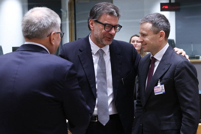 Giorgetti: “Scorporo spese energia dal conto del deficit, come per il riarmo”. Ma Bruxelles dice no