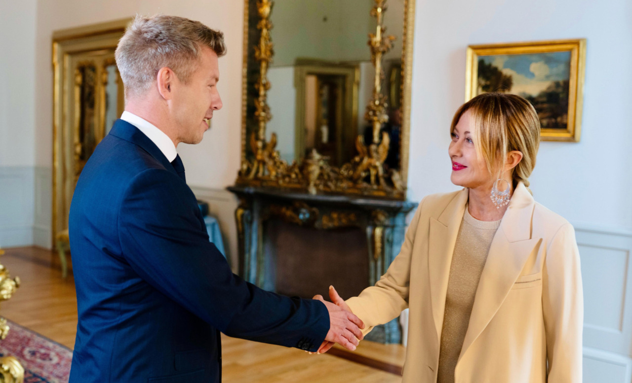 La Premier Meloni incontra a Palazzo Chigi il nuovo Primo Ministro dell’Ungheria Magyar