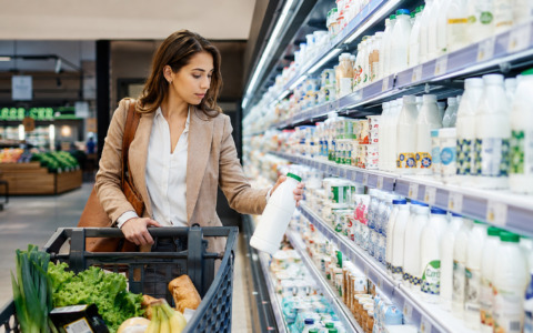 Più yogurt meno pannolini: l’inverno demografico si vede anche al supermercato