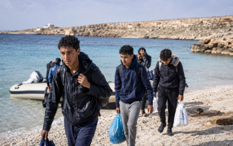 Carlentini, il paese rinato con i migranti minorenni arrivati soli sull’isola (e rimasti a lavorare)