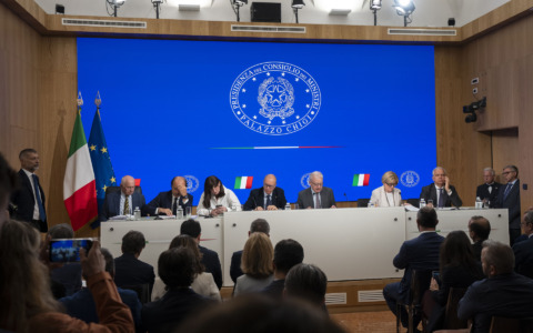 Intelligenza artificiale: dal Governo pacchetto di regole per scuola, lavoro, Polizia