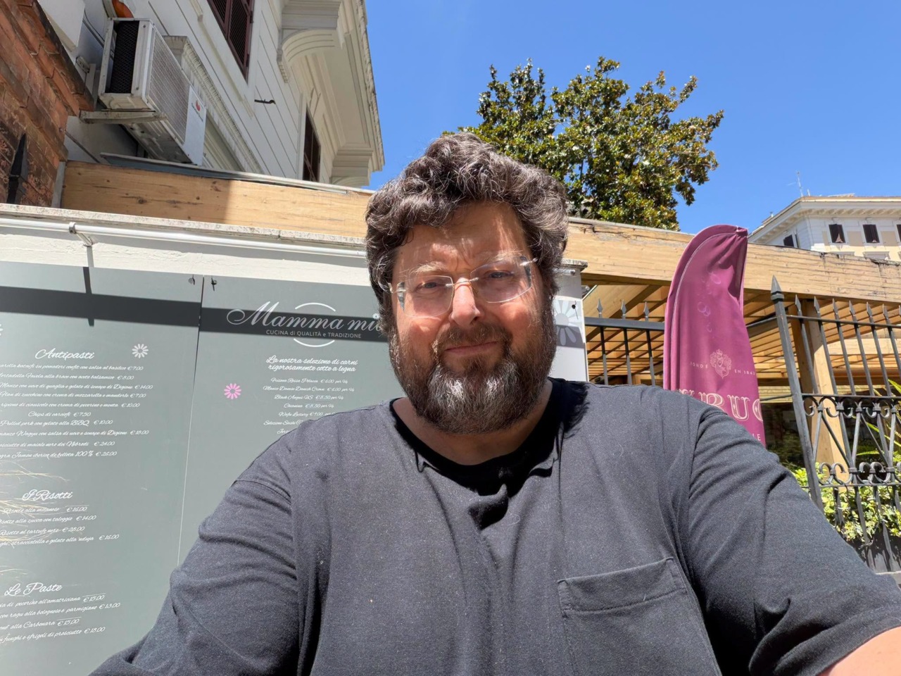 Mario Adinolfi va in carcere: revocati i domiciliari dopo decine di post e articoli online
