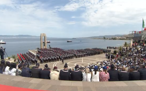 Carabinieri, 212 anni al servizio dell’Italia: a Reggio Calabria il giuramento dei nuovi militari