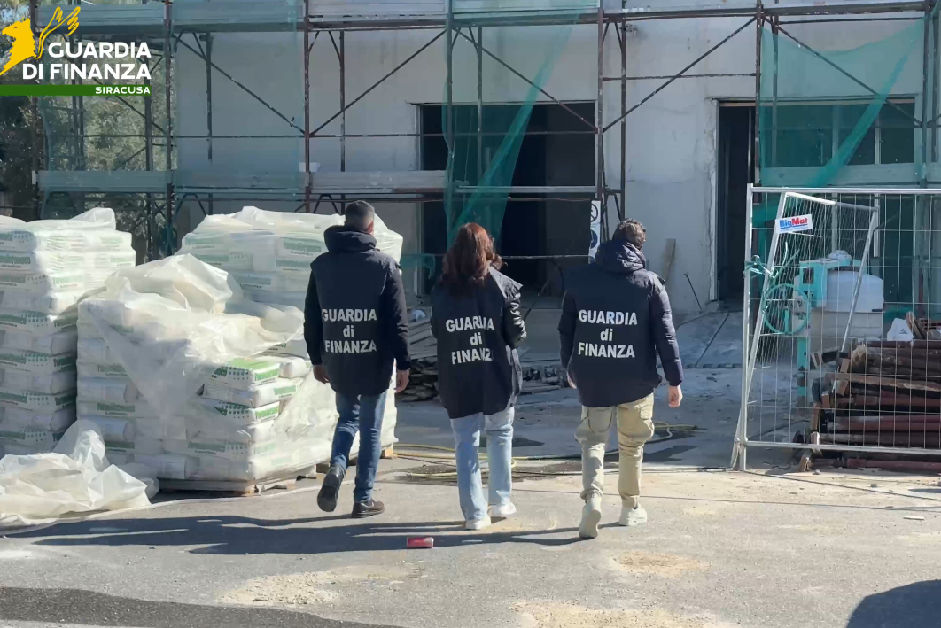 Scoperta maxi frode legata al Superbonus: sequestrati crediti fiscali per mezzo miliardo, denunciati in 12