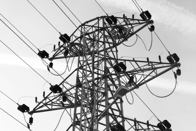 Fibra ottica in Italia: copertura al 77%, ma solo 3 famiglie su 10 la utilizzano