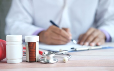 Stop alla riforma dei medici di famiglia: fermato l’inserimento (per decreto) nelle Case di Comunità
