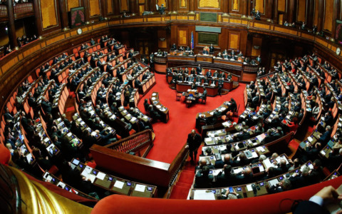 Dopo la bagarre alla Camera, sarà battaglia al Senato sulle preferenze: perché non ci sarà il voto segreto