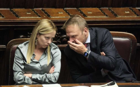 Meloni cerca fino a 50 franchi tiratori nella maggioranza, Lollobrigida: “Adesso li scopro”