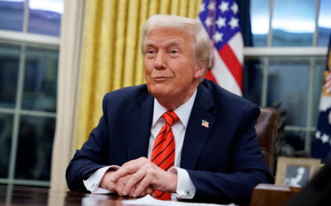 Undicesima notte di bombardamenti Usa in Iran, Trump: “Non abbiamo ancora finito”