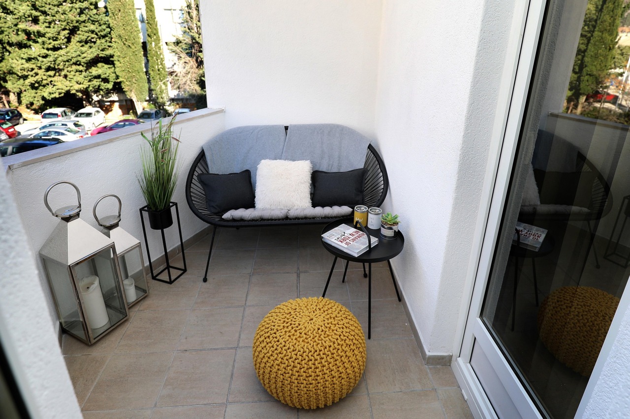 Balcone in estate: cinque idee semplici per renderlo più vivibile