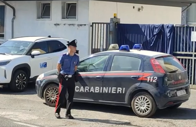 Incidenti sul lavoro, operaio muore schiacciato da alcune lastre di marmo a Carrara