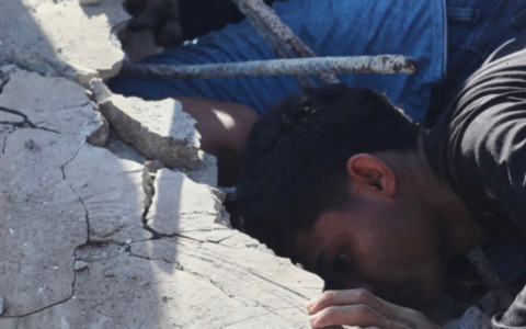 250 le vittime, ma 4mila i dispersi nel terremoto in Colombia. Donna salvata sotto le macerie dopo 36 ore