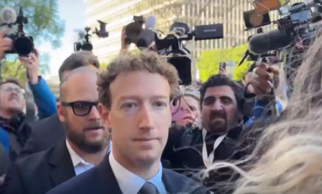 Ig e Fb, dallo scroll infinito agli algoritmi: il processo Usa che potrebbe cambiare i social