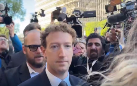 Ig e Fb, dallo scroll infinito agli algoritmi: il processo Usa che potrebbe cambiare i social