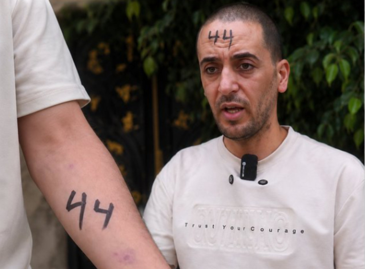 Cisgiordania, palestinesi fermati e “marchiati” con numeri: IDF conferma e ammette la gravità