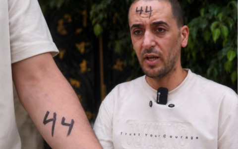 Cisgiordania, palestinesi fermati e “marchiati” con numeri: IDF conferma e ammette la gravità