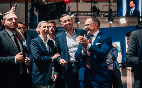 AfD, terremoto politico in Germania: chi è il trionfatore Ulrich Siegmund e cosa promette