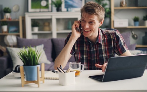 Smart working all’estero: le regole d’oro per lavorare fuori dall’Italia in totale sicurezza