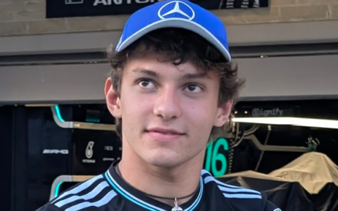 Kimi Antonelli vince a Monza: rimonta dalla 19ª posizione e trionfa nel GP d’Italia