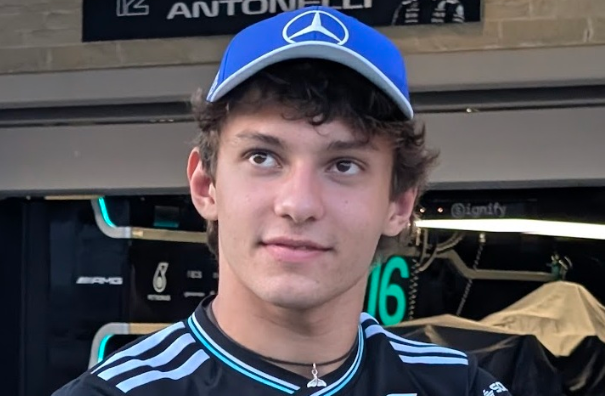 Kimi Antonelli vince a Monza: rimonta dalla 19ª posizione e trionfa nel GP d’Italia