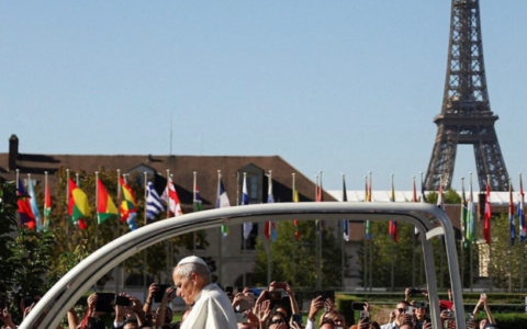 Papa Leone XIV in Francia: oggi l’ultima tappa a Metz prima del rientro a Roma