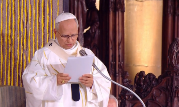 Il Papa di rientro da Metz: “Estrema destra non è autentica espressione del Cristianesimo”