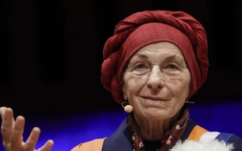 È morta Emma Bonino, addio alla donna delle grandi battaglie: dai diritti civili alla politica internazionale