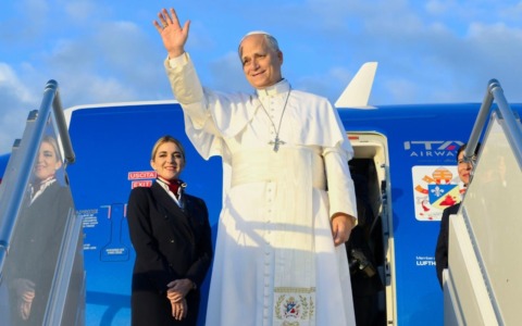Papa Leone XIV arriva a Parigi: Macron, UNESCO e Notre-Dame al centro del viaggio