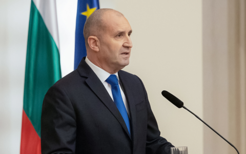 Bulgaria: “Ancora due navi colpite nel Mar Nero: attacco inaccettabile”. E avanza sospetti sulla Russia